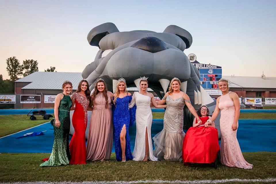 Homecoming Coronation Concludes Magical Week