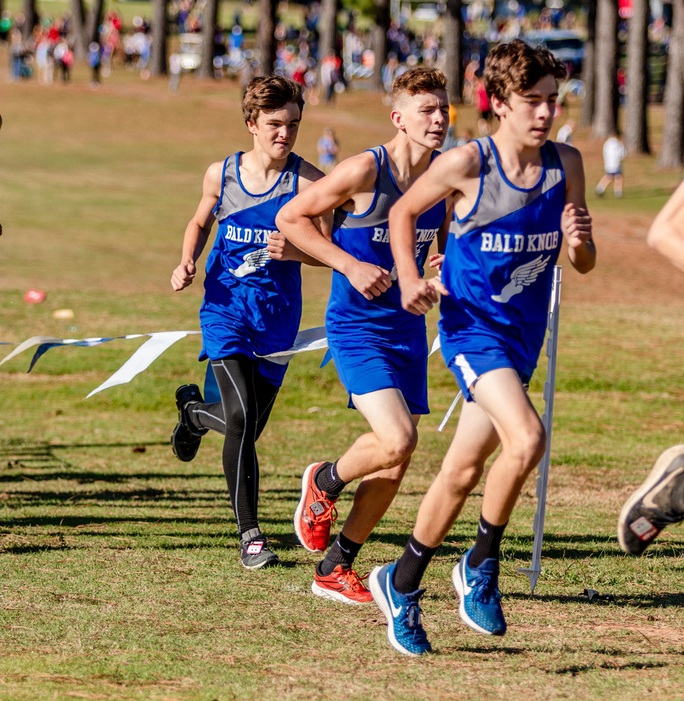 Shafer Leads BKXC at Annual Home Meet