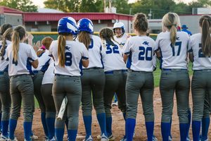 Lady Bulldogs Capture Seventh Straight Title